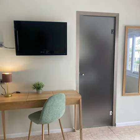 Hostal Playa De Palma Гостевой дом *