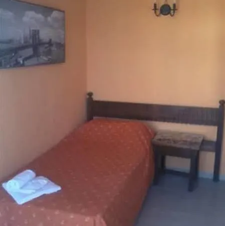 Hostal Playa De Palma * Плайя де Пальма