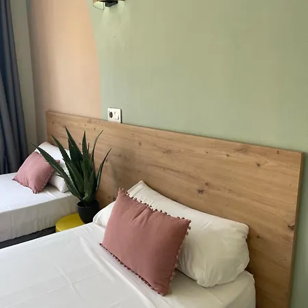 Hostal Playa De Palma *